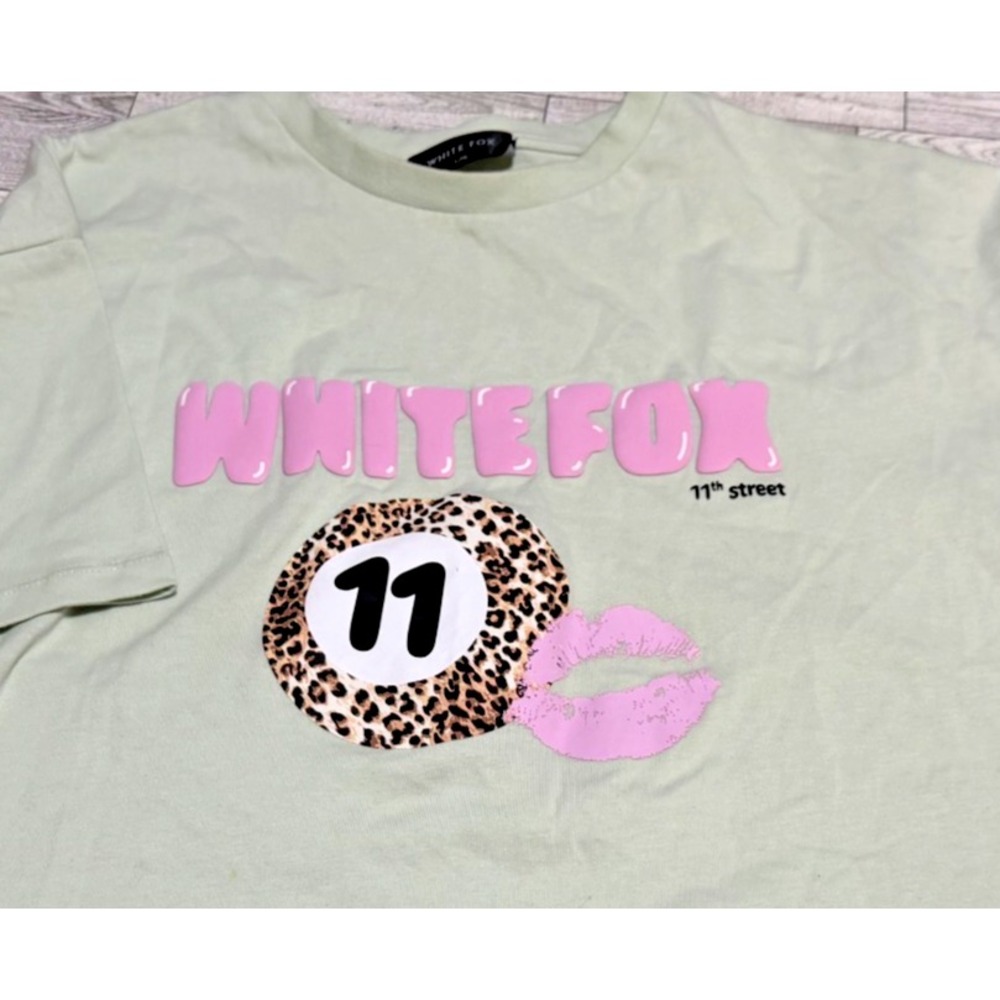 White Fox 11th Street Mint Green Womens tee Tshirt oversized L/XL Cheetah Print